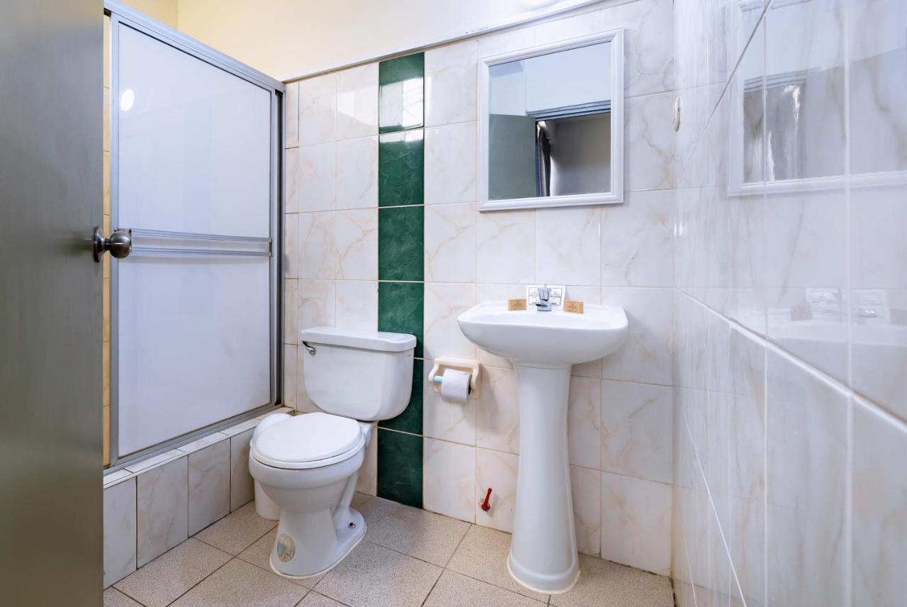 Hotel Taurus Piura Ngoại thất bức ảnh