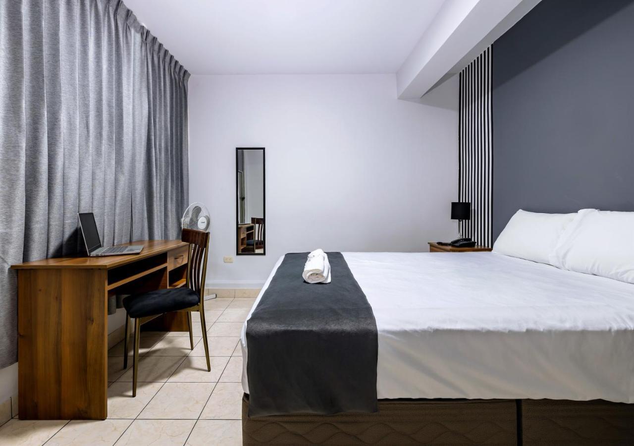 Hotel Taurus Piura Ngoại thất bức ảnh