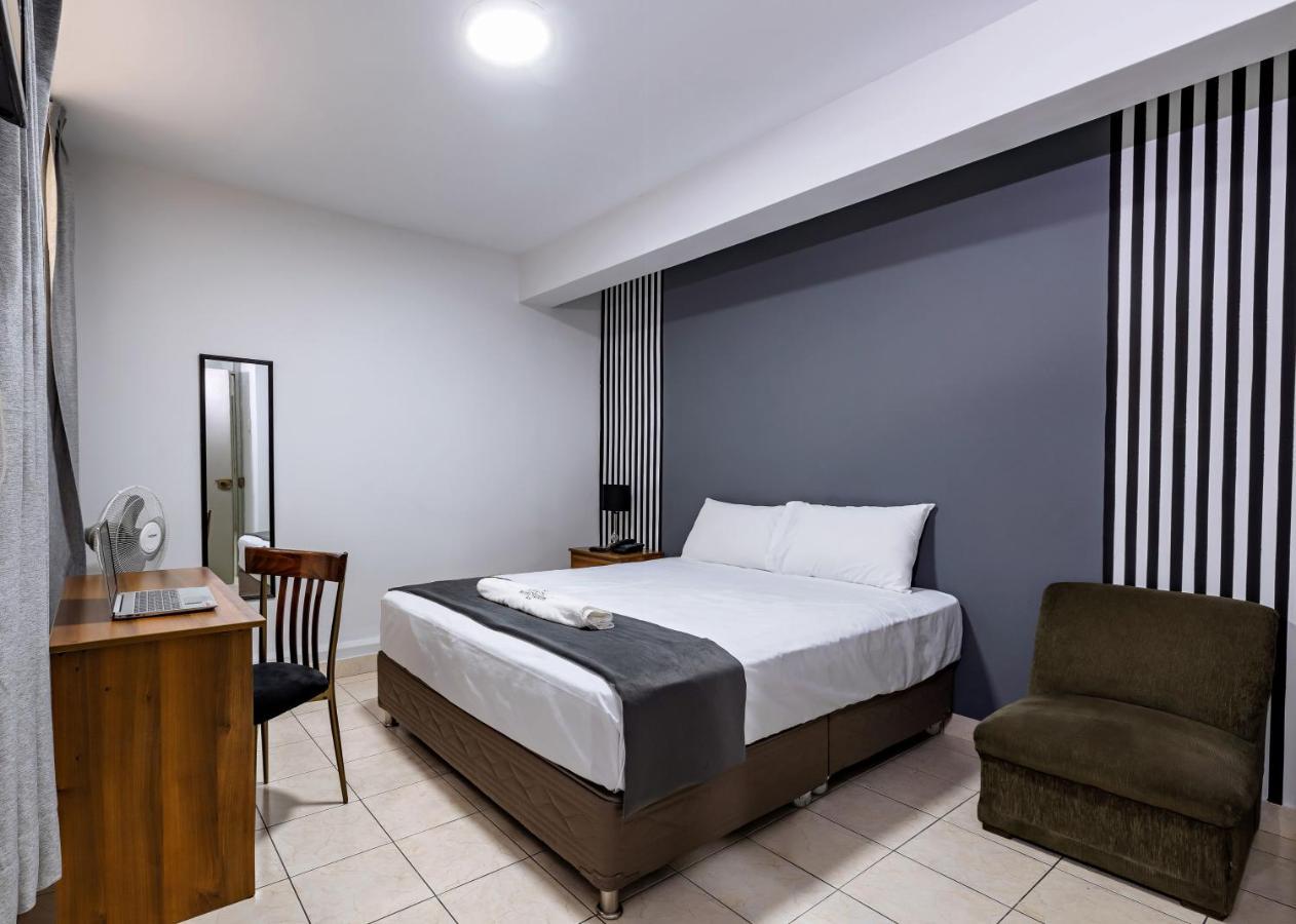 Hotel Taurus Piura Ngoại thất bức ảnh