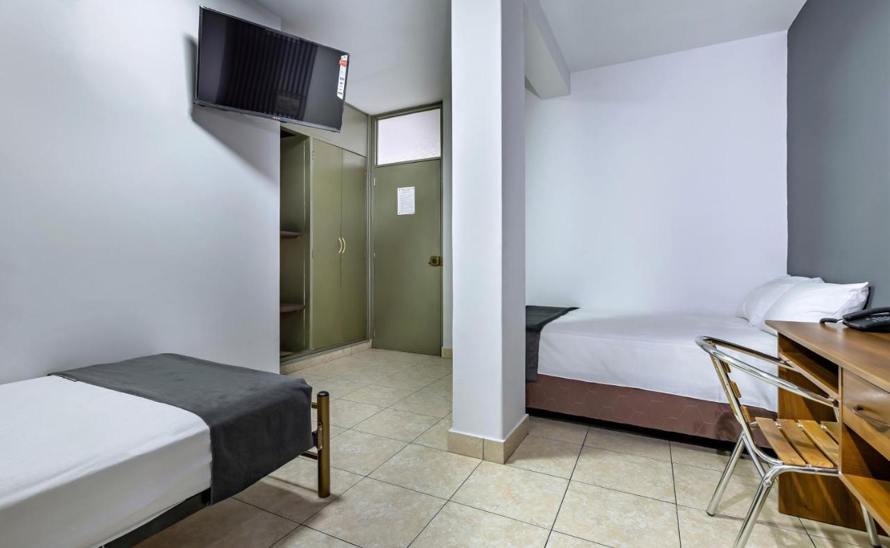 Hotel Taurus Piura Ngoại thất bức ảnh