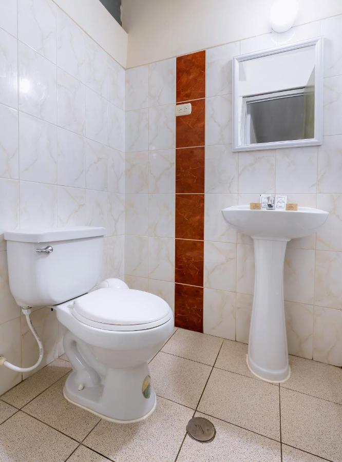 Hotel Taurus Piura Ngoại thất bức ảnh