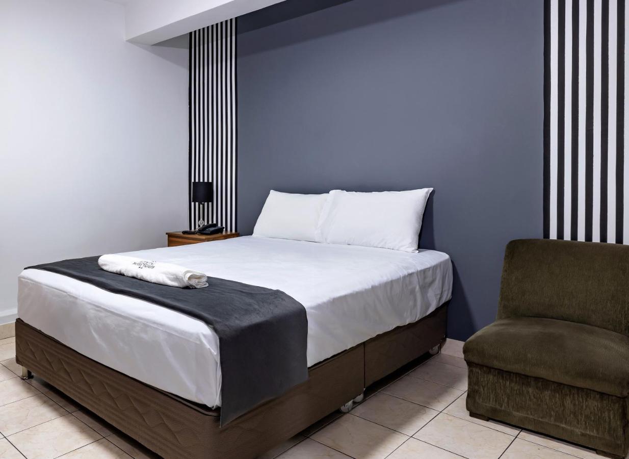 Hotel Taurus Piura Ngoại thất bức ảnh
